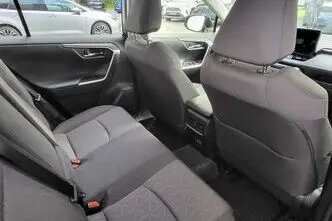 Toyota RAV4, 2.5, 131 kW, hibrīds, automātiskā, priekšējā piedziņa