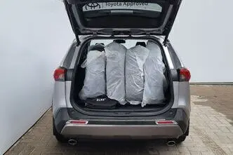 Toyota RAV4, 2.5, 131 kW, hibrīds, automātiskā, priekšējā piedziņa