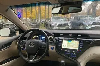 Toyota Camry, 2.5, 131 kW, hibrīds, automātiskā, priekšējā piedziņa
