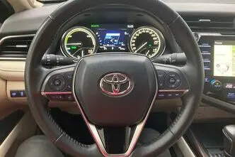 Toyota Camry, 2.5, 131 kW, hibrīds, automātiskā, priekšējā piedziņa