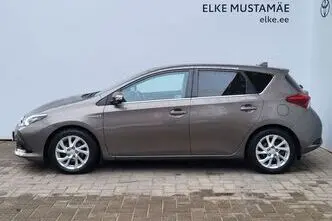 Toyota Auris, 1.8, 73 kW, hibrīds, automātiskā, priekšējā piedziņa
