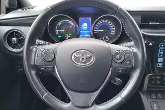 Toyota Auris, 1.8, 73 kW, hibrīds, automātiskā, priekšējā piedziņa