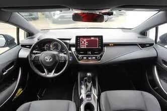 Toyota Corolla, 1.8, 72 kW, hibrīds, automātiskā, priekšējā piedziņa