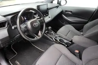 Toyota Corolla, 1.8, 72 kW, hibrīds, automātiskā, priekšējā piedziņa