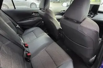 Toyota Corolla, 1.8, 72 kW, hibrīds, automātiskā, priekšējā piedziņa