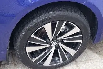 Toyota Corolla, 1.8, 72 kW, hibrīds, automātiskā, priekšējā piedziņa