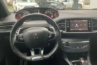 Peugeot 308, 1.2, 96 kW, petrol, automatic, front-wheel drive