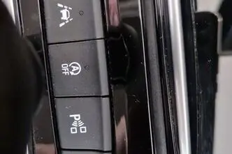 Opel Insignia, 2.0, 147 kW, benzīns, automātiskā, priekšējā piedziņa