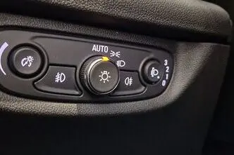 Opel Insignia, 2.0, 147 kW, benzīns, automātiskā, priekšējā piedziņa