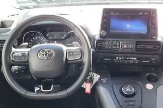 Toyota Proace City, 1.5, 96 kW, dyzelinas, automatinė, priekiniai varomieji ratai