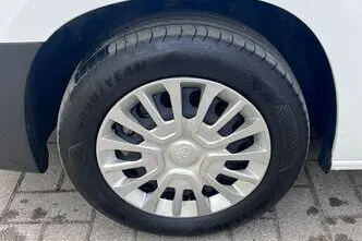 Toyota Proace City, 1.5, 75 kW, dīzelis, manuālā, priekšējā piedziņa