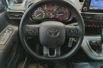 Toyota Proace City, 1.5, 75 kW, dīzelis, manuālā, priekšējā piedziņa