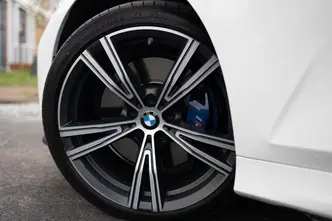 BMW 330, 3.0, 195 kW, дизель, автомат, полный привод