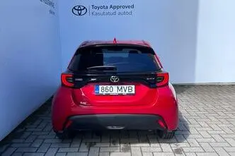 Toyota Yaris, 1.5, 68 kW, hibrīds, automātiskā, priekšējā piedziņa