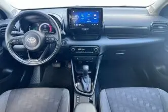 Toyota Yaris, 1.5, 68 kW, hibrīds, automātiskā, priekšējā piedziņa