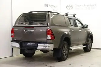 Toyota Hilux, 2.4, 110 kW, dīzelis, manuālā, pilnpiedziņa