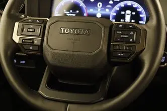 Toyota Land Cruiser, 2.8, 151 kW, dyzelinas, automatinė, visų varomųjų ratų pavara