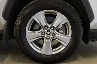 Toyota RAV4, 2.5, 131 kW, hibrīds, automātiskā, priekšējā piedziņa