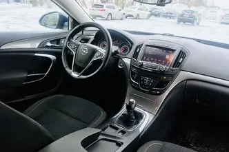 Opel Insignia, 1.6, 100 kW, дизель, механическая, передний привод