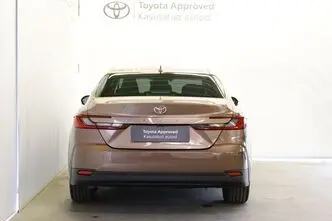 Toyota Camry, 2.5, 137 kW, hibrīds, automātiskā, priekšējā piedziņa