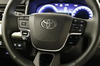 Toyota Camry, 2.5, 137 kW, hibrīds, automātiskā, priekšējā piedziņa