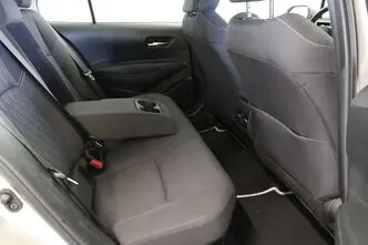 Toyota Corolla, 1.8, 72 kW, hibrīds, automātiskā, priekšējā piedziņa