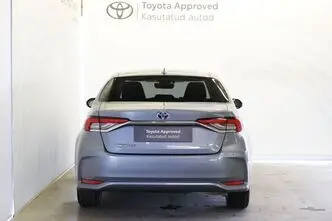 Toyota Corolla, 1.8, 72 kW, hibrīds, automātiskā, priekšējā piedziņa