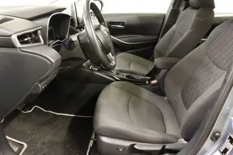 Toyota Corolla, 1.8, 72 kW, hibrīds, automātiskā, priekšējā piedziņa