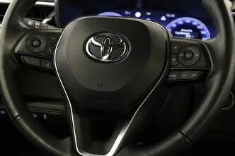 Toyota Corolla, 1.8, 72 kW, hibrīds, automātiskā, priekšējā piedziņa