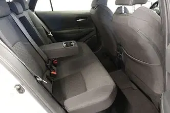 Toyota Corolla, 1.8, 72 kW, hibrīds, automātiskā, priekšējā piedziņa