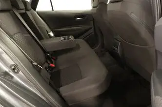 Toyota Corolla, 1.8, 72 kW, hibrīds, automātiskā, priekšējā piedziņa