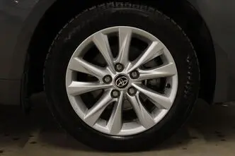 Toyota Corolla, 1.8, 72 kW, hibrīds, automātiskā, priekšējā piedziņa