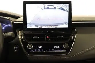 Toyota Corolla, 1.8, 72 kW, hibrīds, automātiskā, priekšējā piedziņa