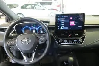 Toyota Corolla, 1.8, 72 kW, hibrīds, automātiskā, priekšējā piedziņa