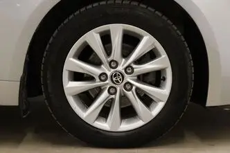 Toyota Corolla, 1.8, 72 kW, hibrīds, automātiskā, priekšējā piedziņa