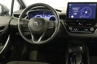 Toyota Corolla, 1.8, 72 kW, hibrīds, automātiskā, priekšējā piedziņa