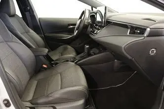 Toyota Corolla, 1.8, 72 kW, hibrīds, automātiskā, priekšējā piedziņa