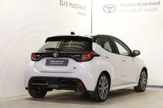 Toyota Yaris, 1.5, 68 kW, hibrīds, automātiskā, priekšējā piedziņa
