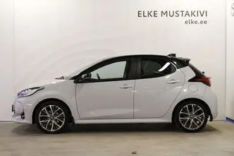 Toyota Yaris, 1.5, 68 kW, hibrīds, automātiskā, priekšējā piedziņa