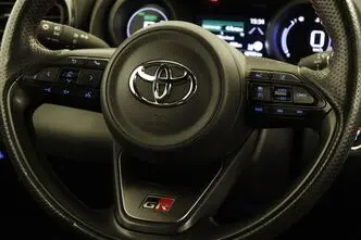 Toyota Yaris, 1.5, 68 kW, hibrīds, automātiskā, priekšējā piedziņa