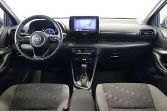 Toyota Yaris, 1.5, 68 kW, hibrīds, automātiskā, priekšējā piedziņa