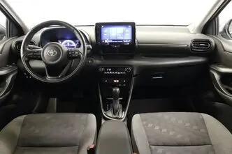 Toyota Yaris, 1.5, 68 kW, hibrīds, automātiskā, priekšējā piedziņa