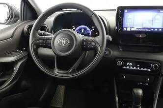 Toyota Yaris, 1.5, 68 kW, hibrīds, automātiskā, priekšējā piedziņa