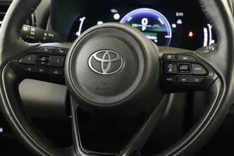Toyota Yaris, 1.5, 68 kW, hibrīds, automātiskā, priekšējā piedziņa