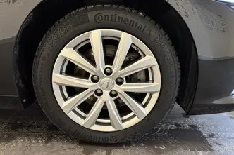 Lexus ES 300, 2.5, 131 kW, hibridas, automatinė, priekiniai varomieji ratai