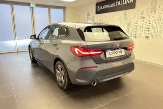 BMW 118, 1.5, 100 kW, benzinas, automatinė, priekiniai varomieji ratai