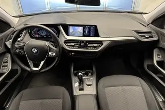 BMW 118, 1.5, 100 kW, benzinas, automatinė, priekiniai varomieji ratai