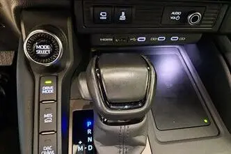 Toyota Land Cruiser, 2.8, 151 kW, dyzelinas, automatinė, visų varomųjų ratų pavara