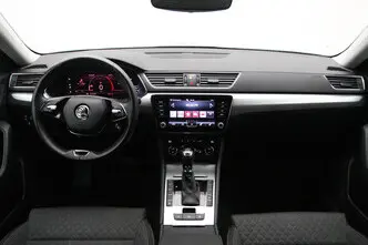 Škoda Superb, 2.0, 90 kW, diesel, automatic, front-wheel drive