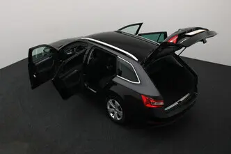 Škoda Superb, 2.0, 90 kW, diesel, automatic, front-wheel drive
